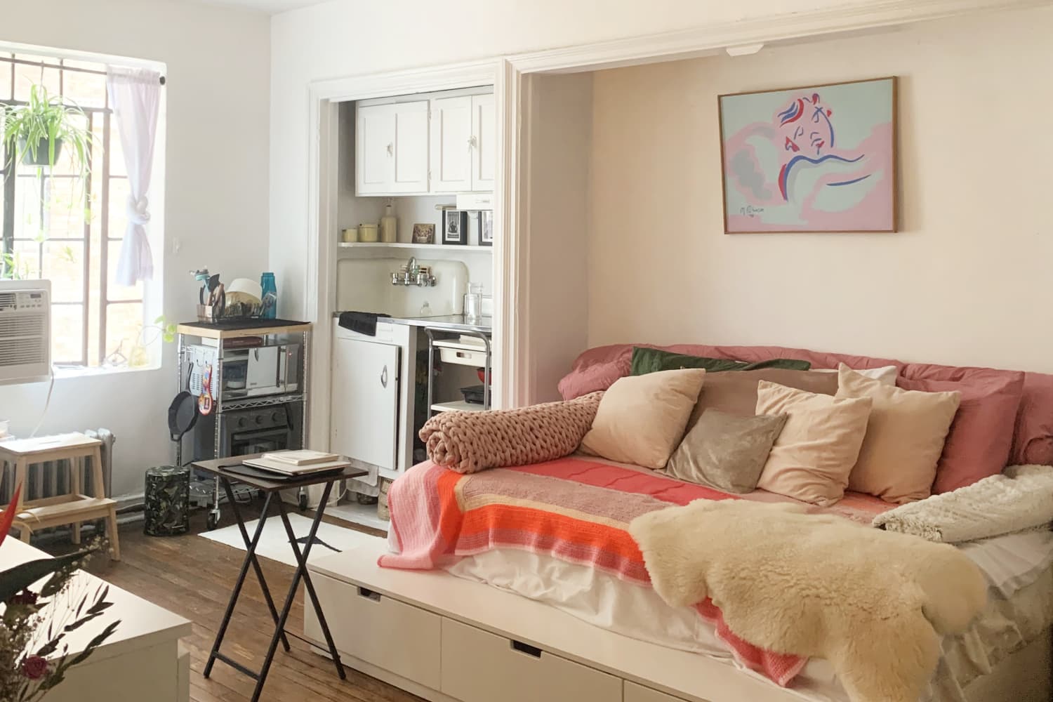 170-square-foot-manhattan-studio-photos-apartment-therapy